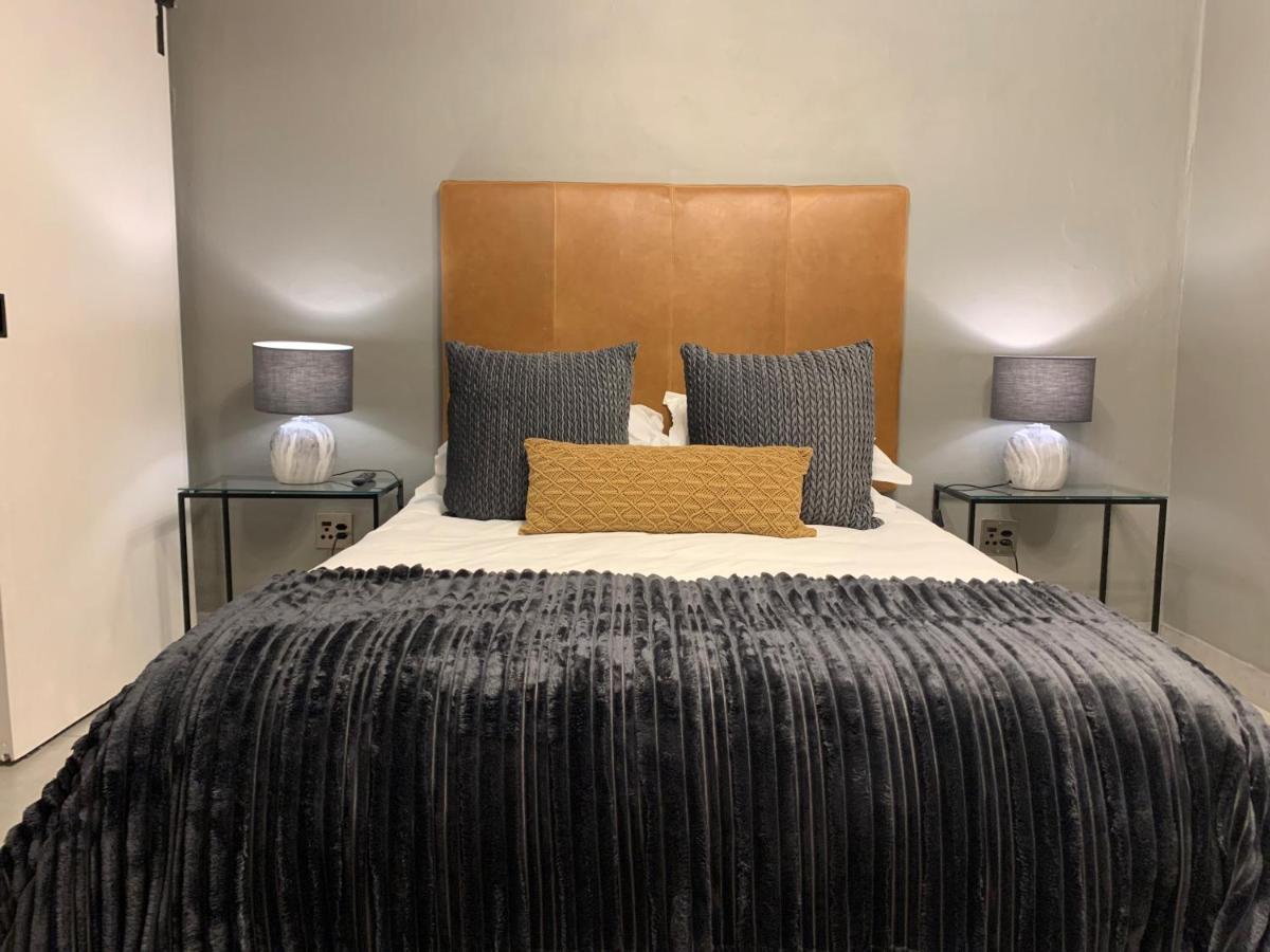 Battiss Guest House Претория Экстерьер фото